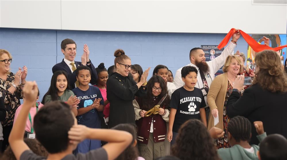  Rhode Island Department of Education (RIDE) Commissioner Angélica Infante-Green, Mayor Brett Smiley